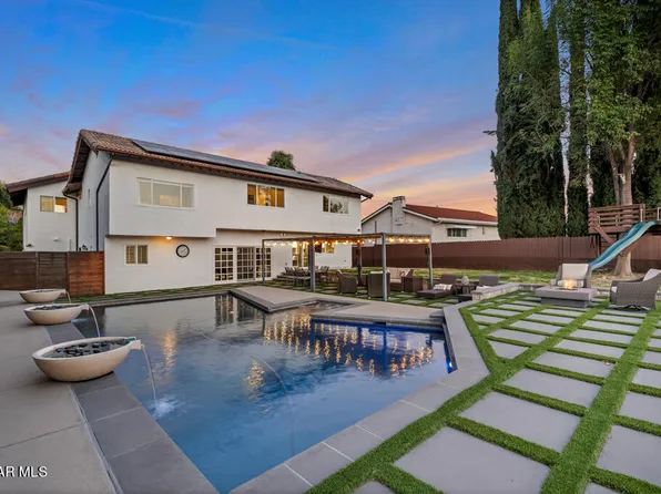 5247 Dantes View Dr, Calabasas, CA 91301