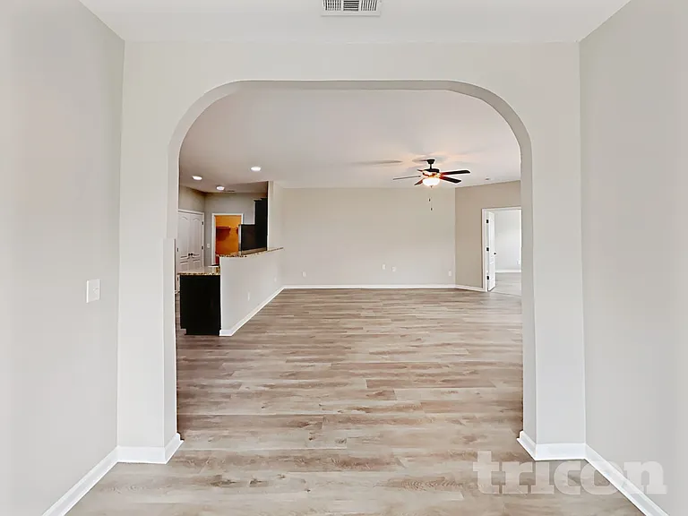 820 Mesa Verde Pl — Photo 9