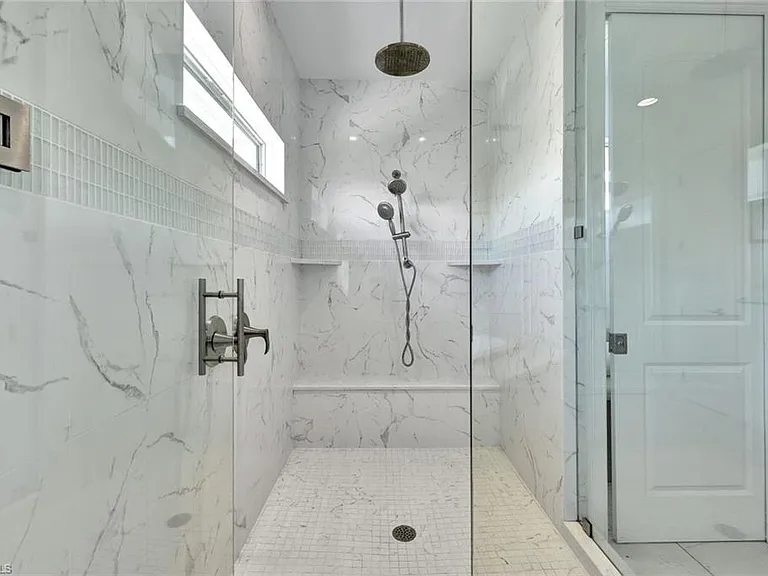 6448 Griffin Blvd — Photo 25