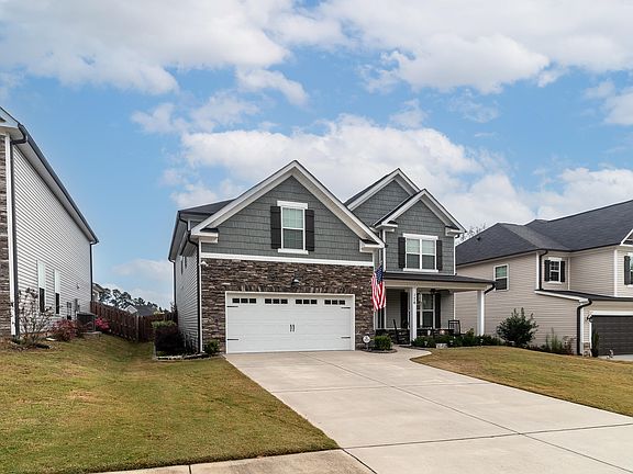 4th image of 176 Caroleton Drive