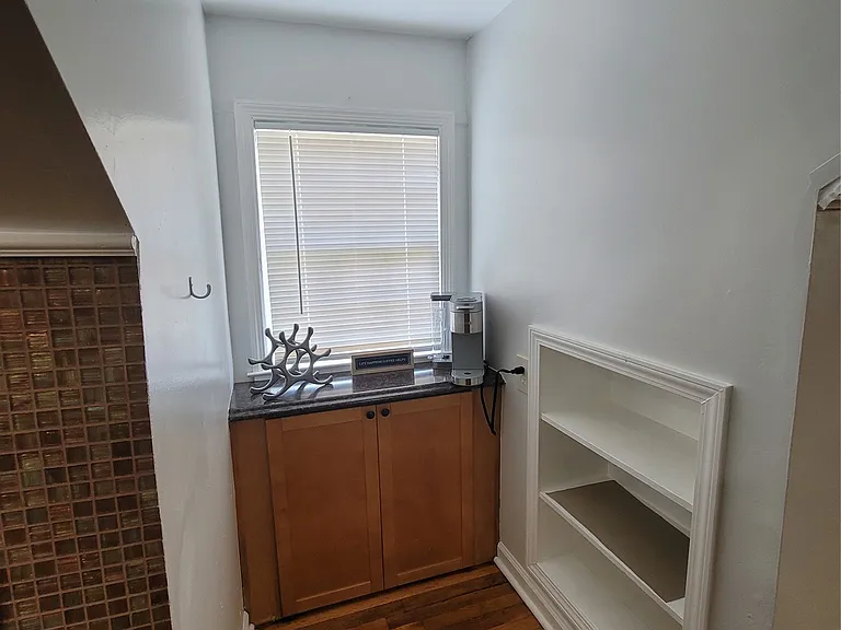 2137 Madison Ave — Photo 15