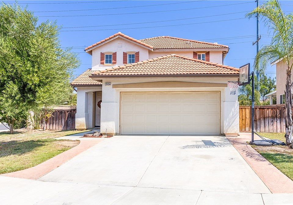 2nd image of 29194 Castlewood Dr