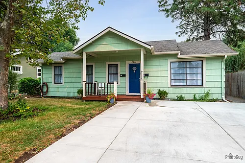 2431 Potter St Photo 1