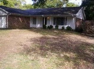 1613 Shadow Ln, Irving, TX 75060