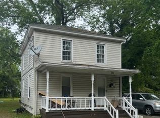 318 E Pinner St, Suffolk, VA 23434