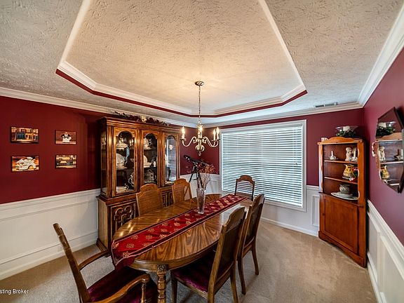 2210 Carabniner Way Lville-1