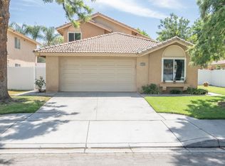 7895 Valencia Ct, Highland, CA 92346