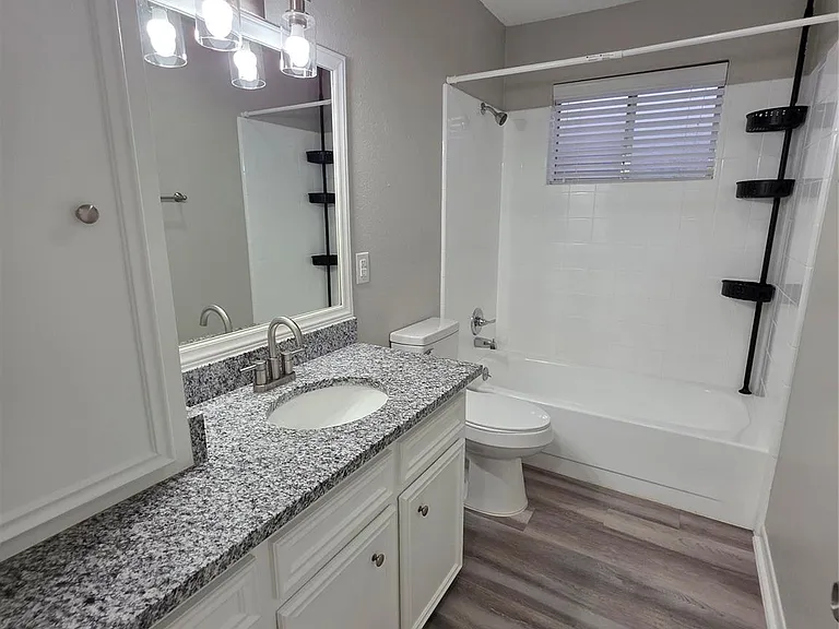 6607 Rockfield Dr — Photo 11