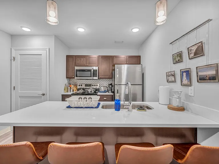 Athlon - One Bedroom Suite II