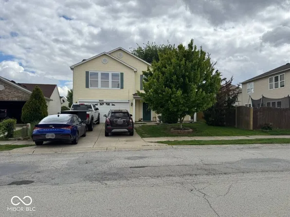 9317 W Quarter Moon Dr, Pendleton, IN 46064