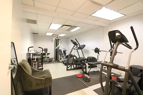 Rented by Oxford Property Group | media 32