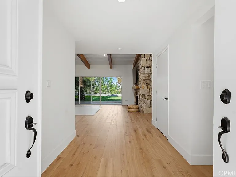 5618 Wilhelmina Ave — Photo 3