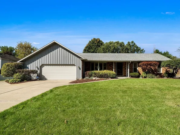52433 Cavalier Ct, South Bend, IN 46635