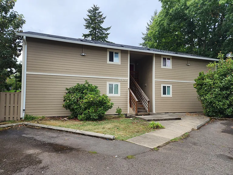 12480 SW Gingham Ln #C — Photo 9