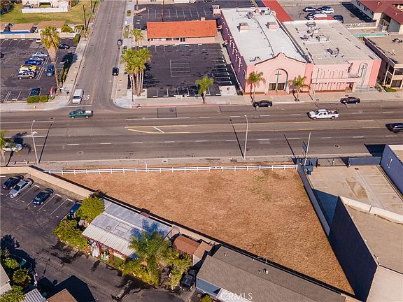 3rd image of 9548 Alondra Blvd #28