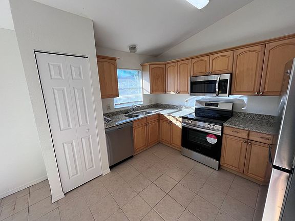 5th image of 9154 Dubois Blvd