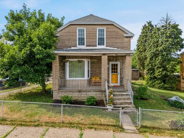 798 10th St, Ambridge, PA 15003