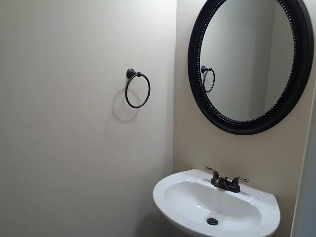 10185 Sorrento Pl — Photo 3