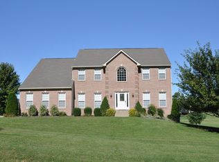 22 Holden Dr, Martinsburg, WV 25403