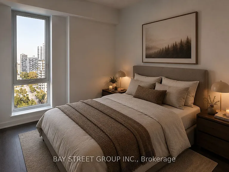 10 Oak St #902 — Photo 2
