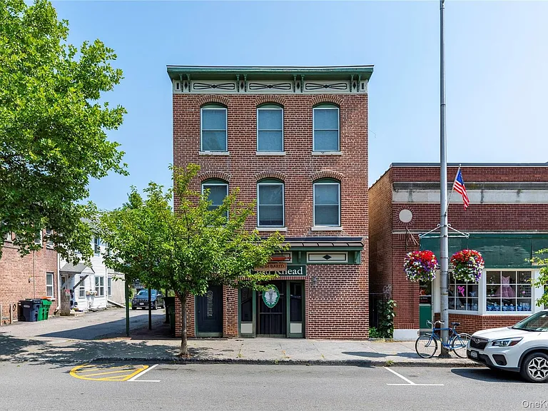 308 Main St #2 — Photo 1