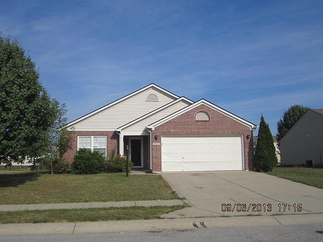 1st image of 5839 Newhall Dr