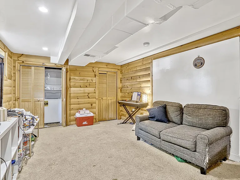 416 S Abingdon St — Photo 22