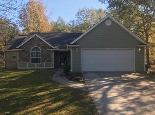 132 Coach Dr, Griffin, GA