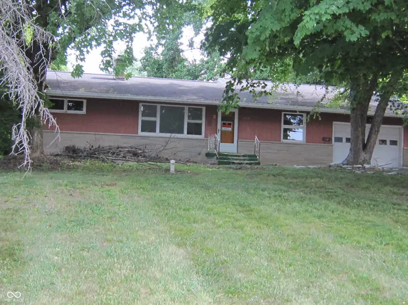 1121 Indianapolis Rd, Greencastle, IN 46135