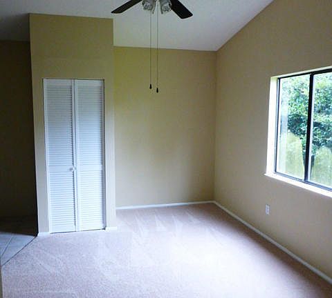 5th image of 10747 Hearthstone Dr
