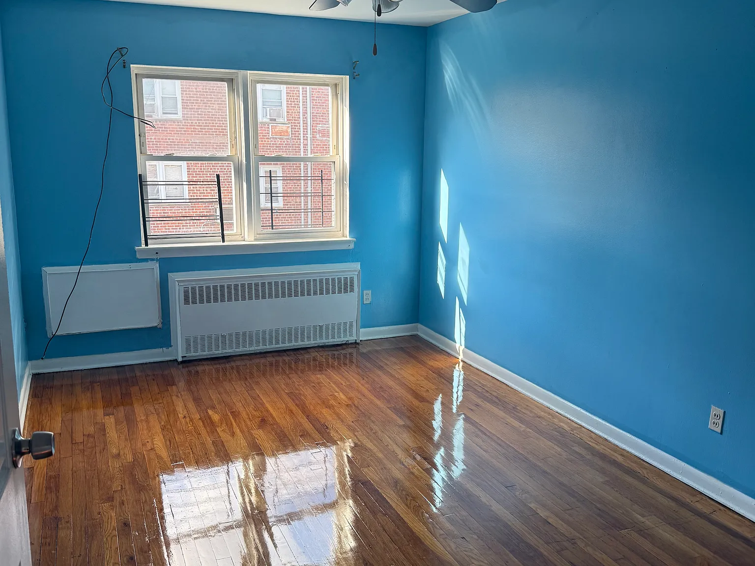 3 bed, $3,000 — Photo 2