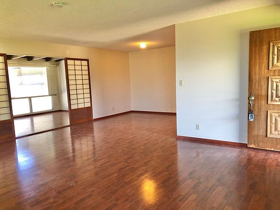 5th image of 98-1652 Kiawe St