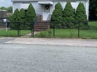 12 Bingham Ave, Dedham, MA 02026