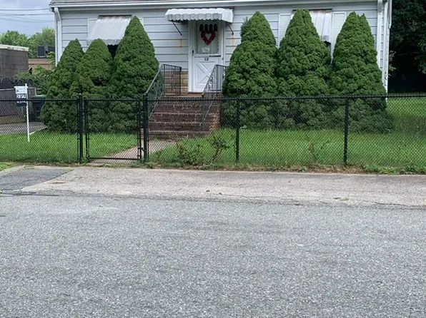 12 Bingham Ave, Dedham, MA 02026