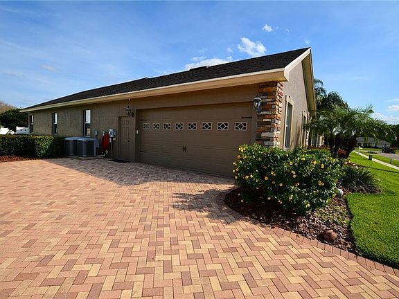 5th image of 680 Square Lake Dr E