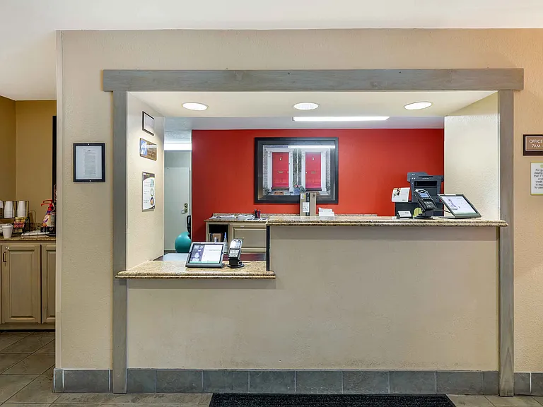 Lobby and Guest Check-in