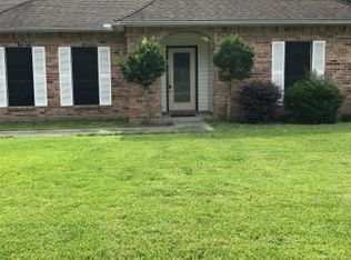 303 Sara Dee Pkwy, Lafayette, LA 70508