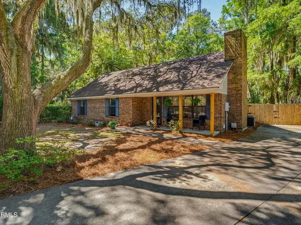 2406 Grinkley Ct, Pt Royal, SC 29935