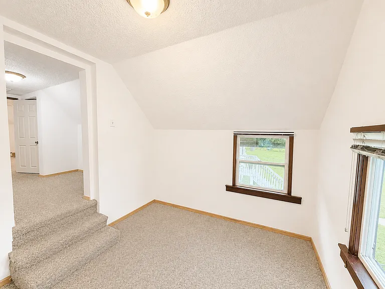 2210 Aldrich Ave N — Photo 15