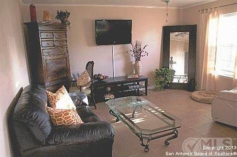 4th image of 7430 Spur Valley St