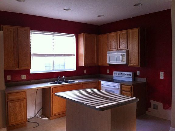 4th image of 17719 Ayrshire Blvd