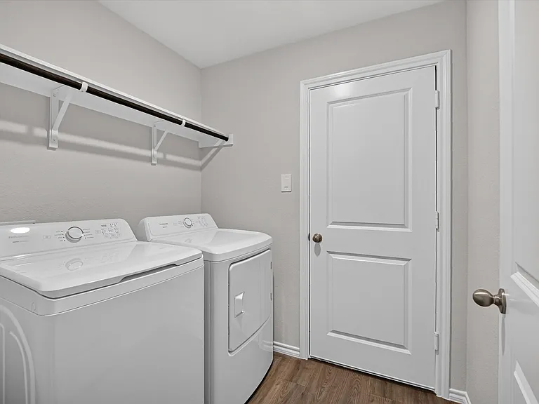3317 Catamount Dr — Photo 16
