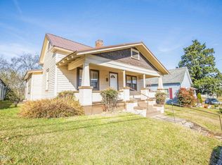 403 W 5th Ave, Lenoir City, TN 37771