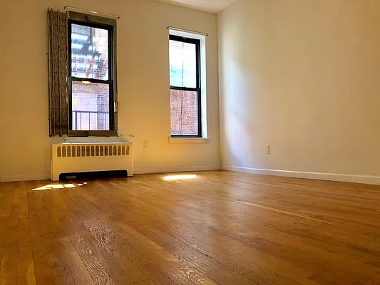 Rented by Douglas Elliman | media 16