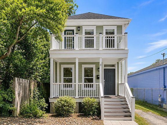 2nd image of 8 Hampton Pl