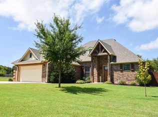 1222 Magnolia Dr, Ada, OK 74820