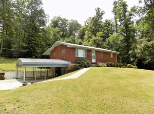 398 Goose Creek Rd, Dandridge, TN 37725