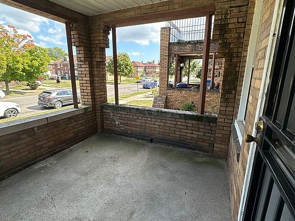 5th image of 13725 La Salle Blvd APT 112