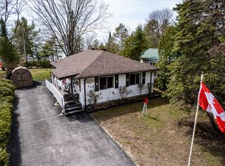 310 Tiny Beaches Rd S, Tiny, ON L0L 2J0