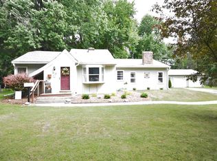 213 E Sugnet Rd, Midland, MI 48642